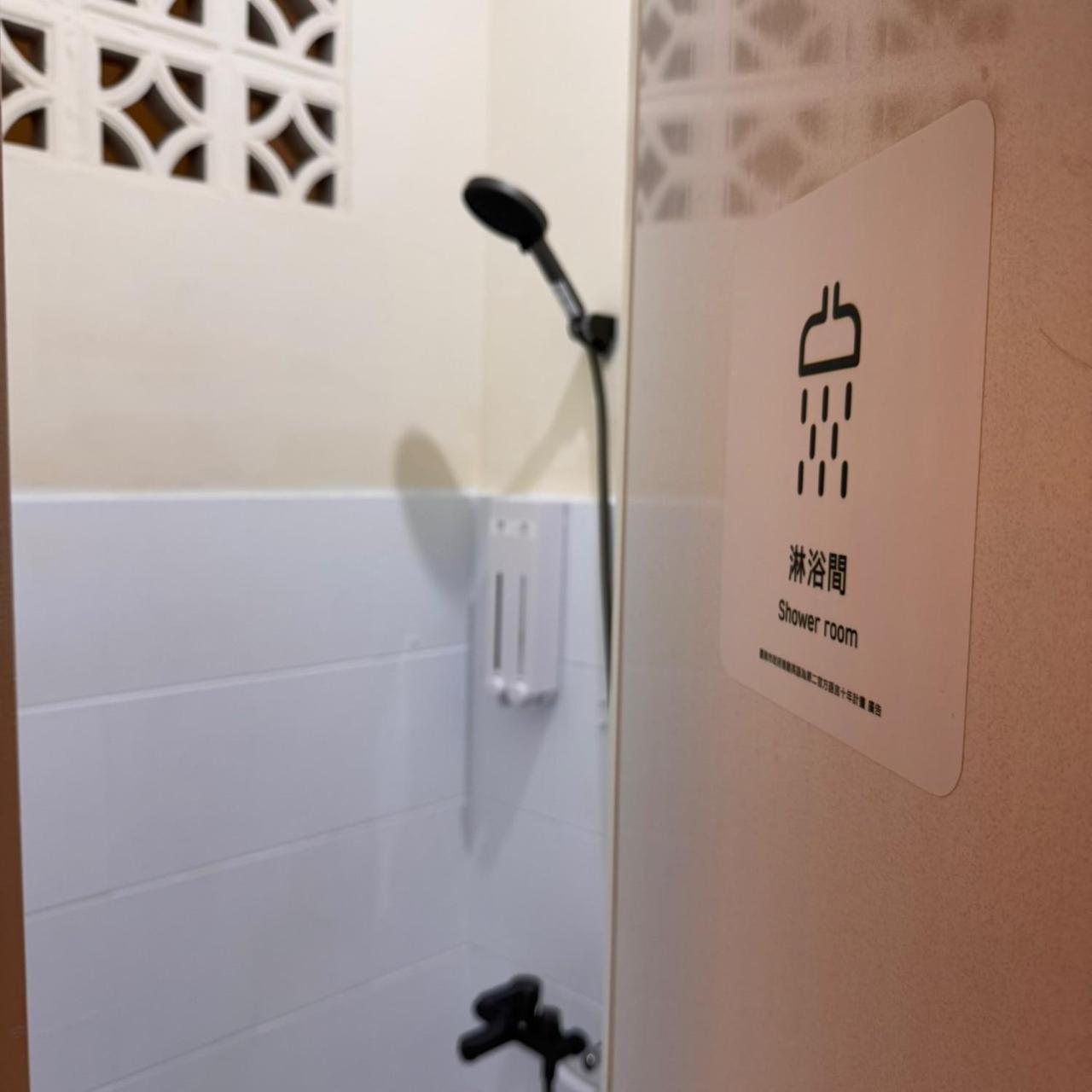 可以住canlive Tainan Exterior foto